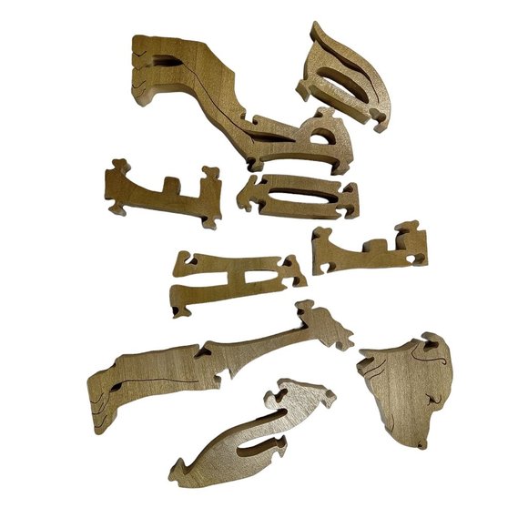 Shafford Dog Wooden Scroll Jigsaw Puzzle Figurine Wood Art USA Signed By Maker - Picture 2 of 5